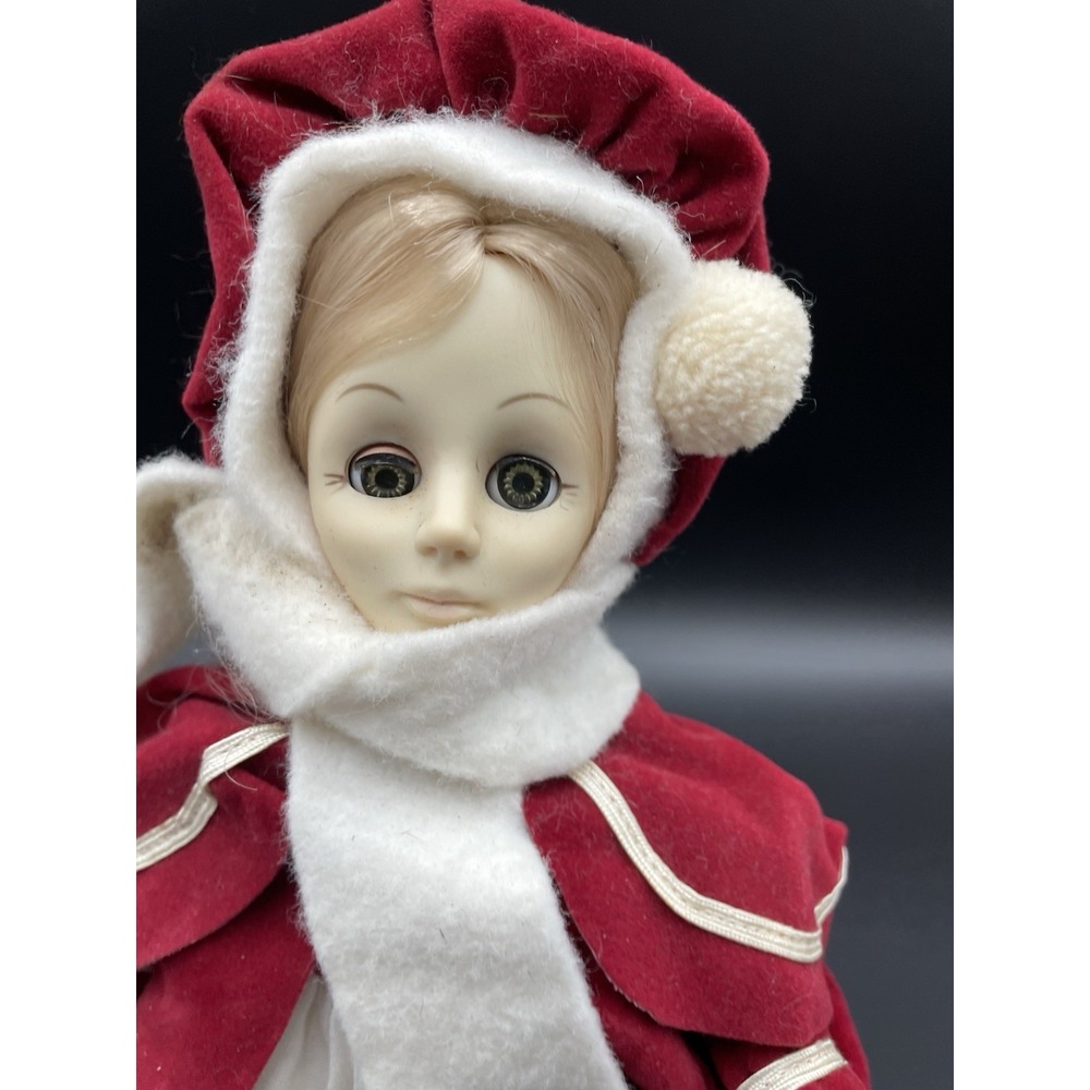 Vintage‎ Effanbee 1975 Blond Doll Red Dress Christmas Winter - Picture 2 of 7